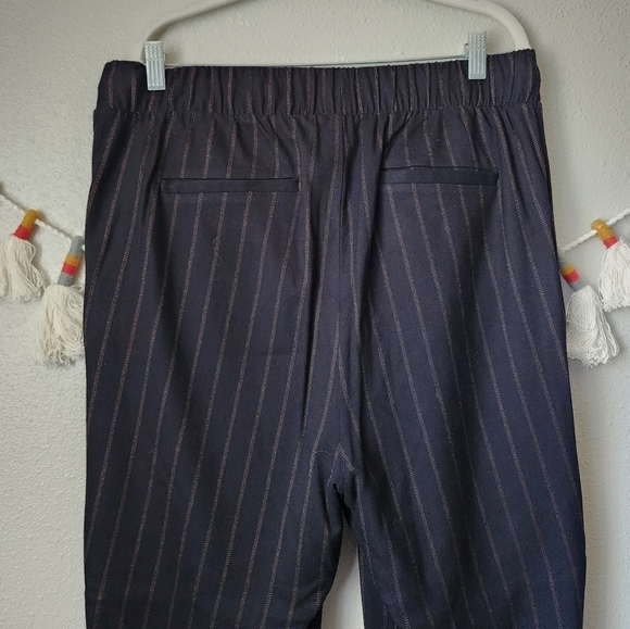 Torrid Stripe Pinstripe Slim Straight Trouser Elastic Waistband Pants Size 1x - Picture 6 of 8